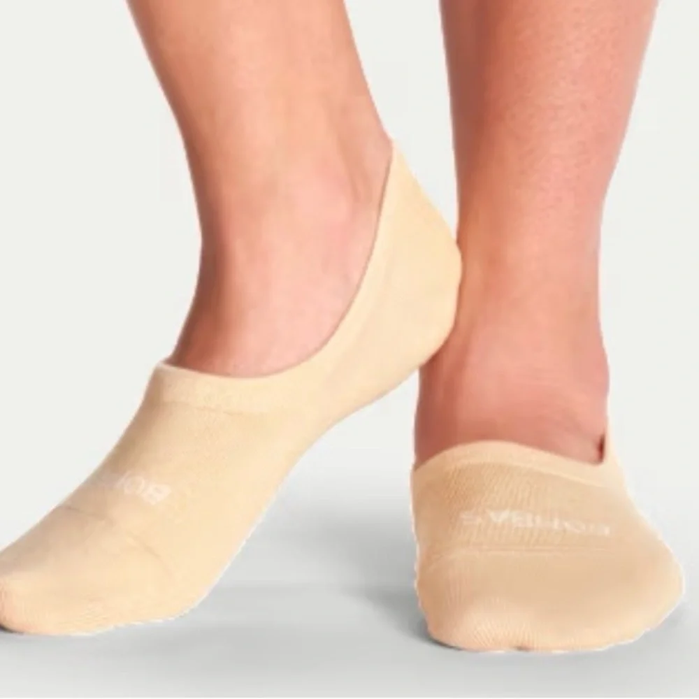 NWT Bombas Women’s Casual No-Show Socks - White, Tan, Gray, Black 4 pack